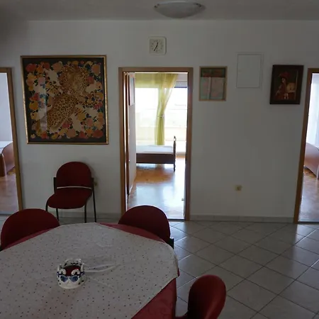 Matias Apartment *